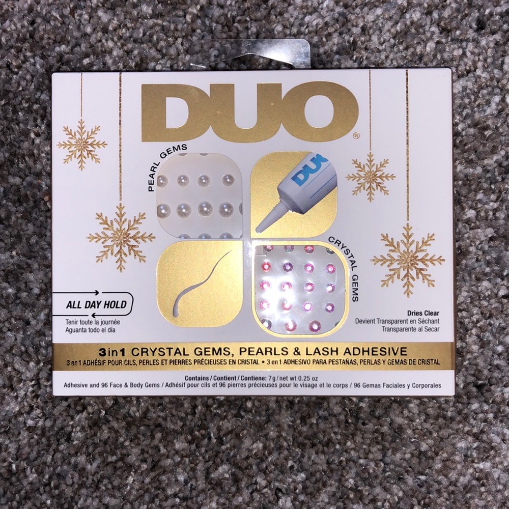 DUO- gems and pearls for the skin